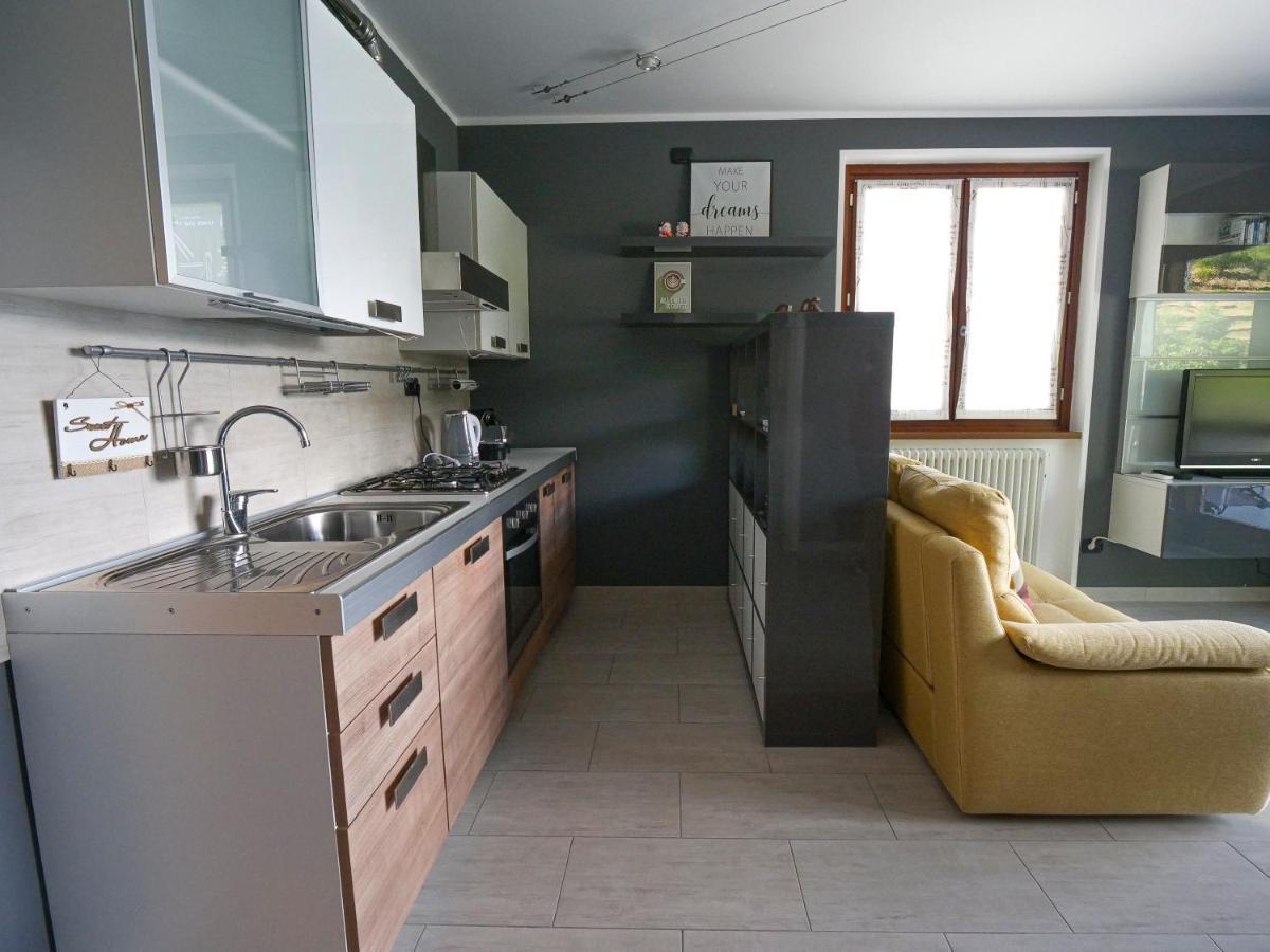 Full Of Colour Apartment Bellano Bagian luar foto